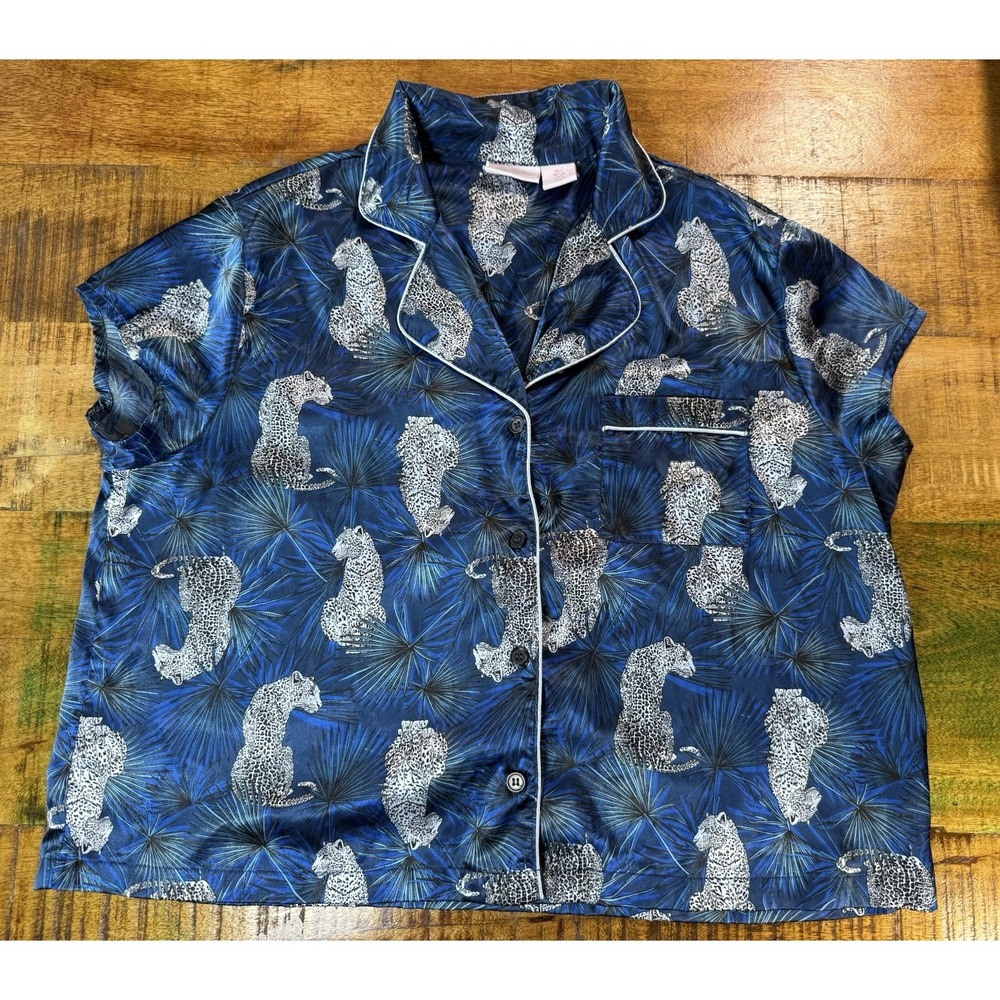 Tommy Bahama Sleepwear Set Womens Sz Lg Blue Animal Print Pajama Shirt Shorts - Picture 7 of 9